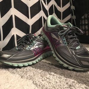 Women’s Brooks Glycerin 13 running shoes